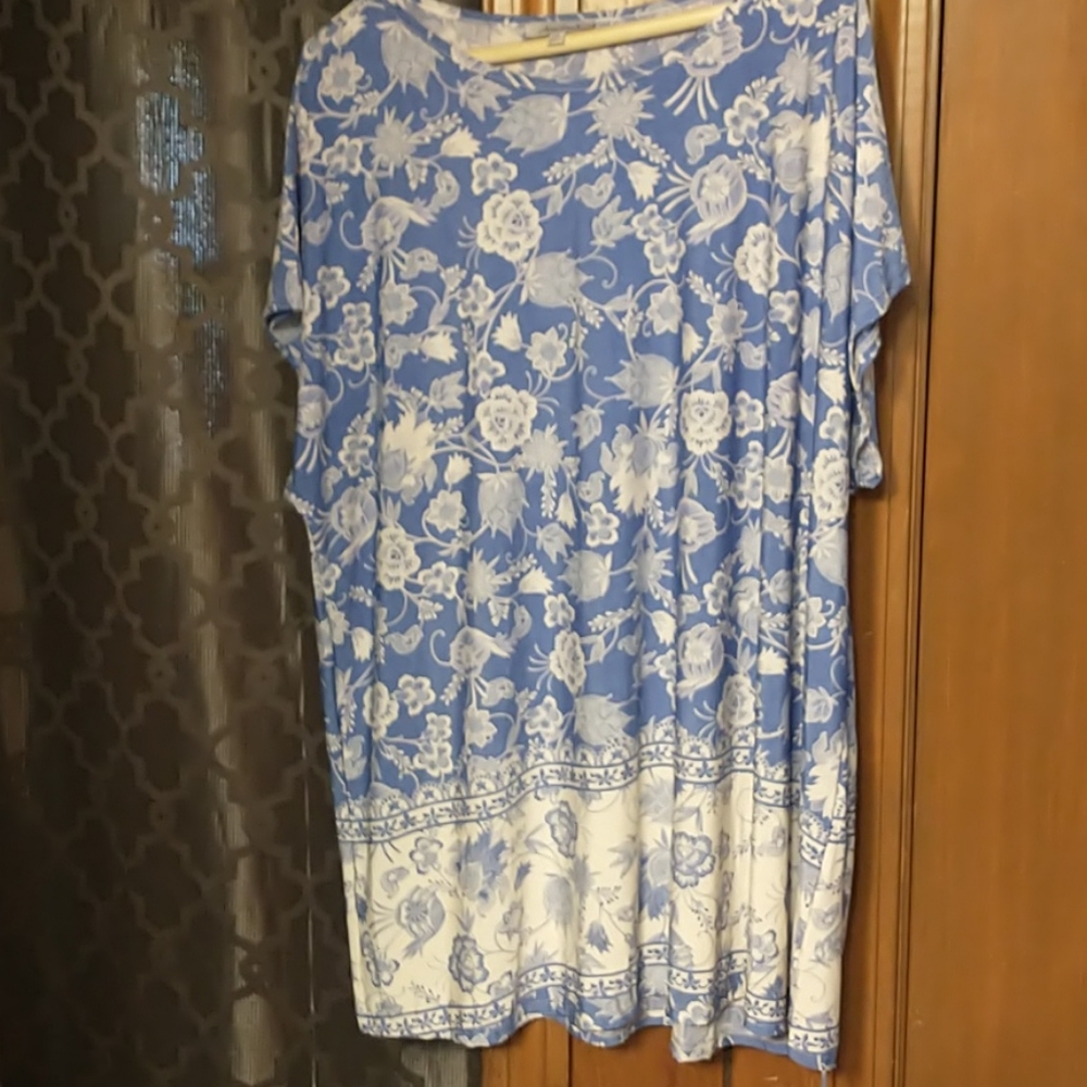 Women's clothing